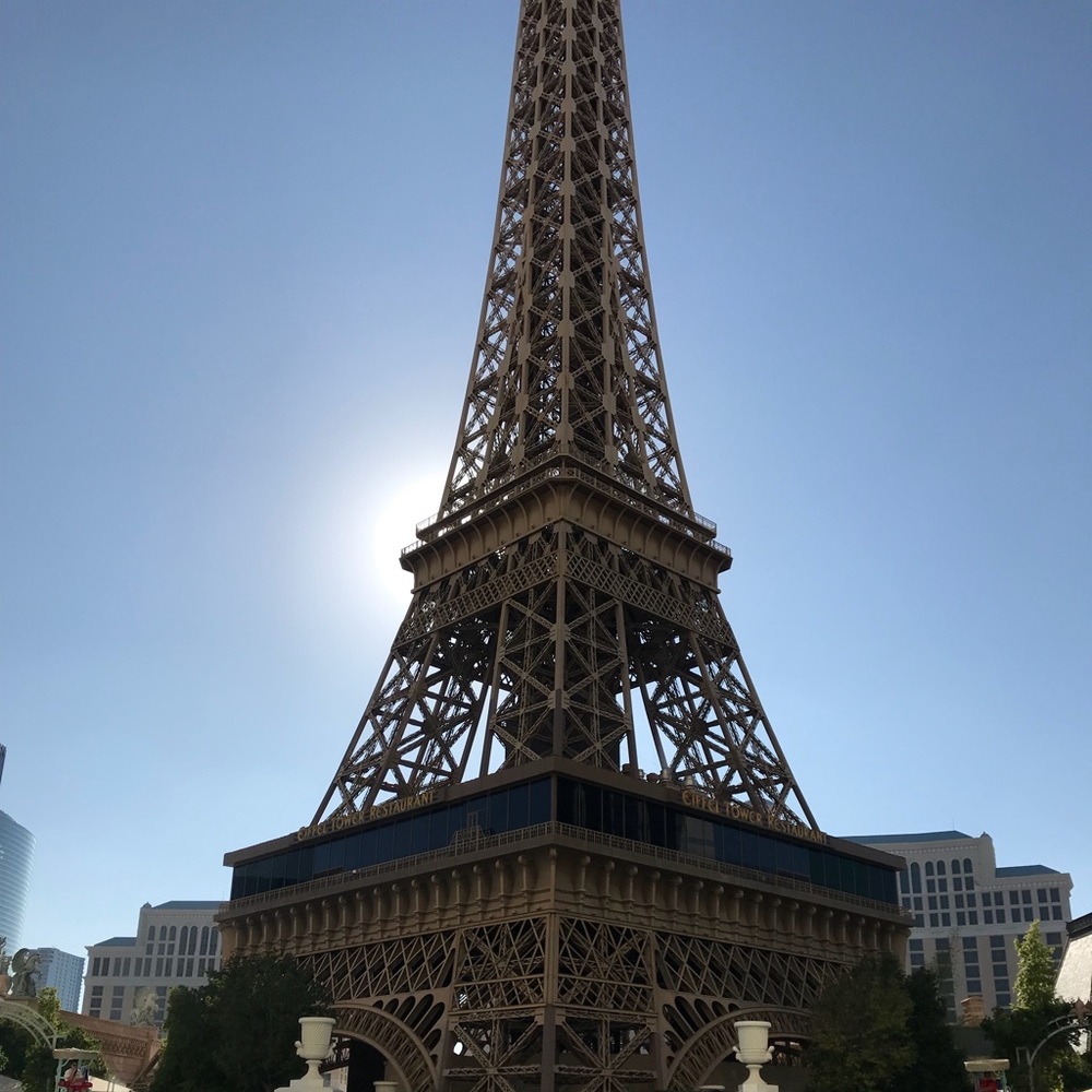 Meet your Posher, Bona